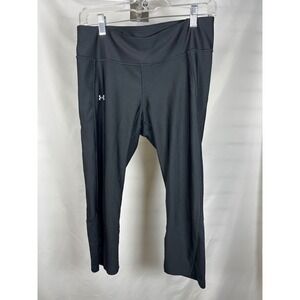 Under Armour Black HeatGear Capri Leggings Athletic Workout Activewear Women's